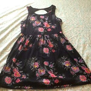 Girls Black Sleeveless Dress
